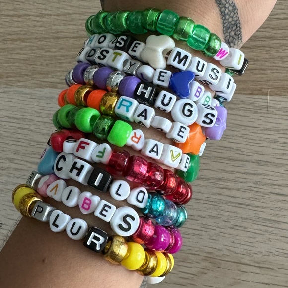 Jewelry - 10 Rave Kandy bracelets set + mushroom charms